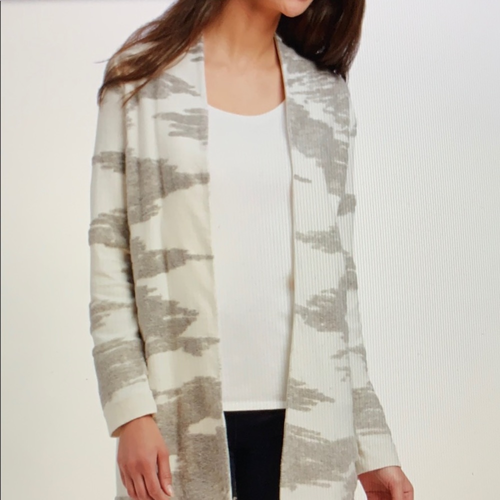 Nic and Zoe In the Clouds Cardigan - size M